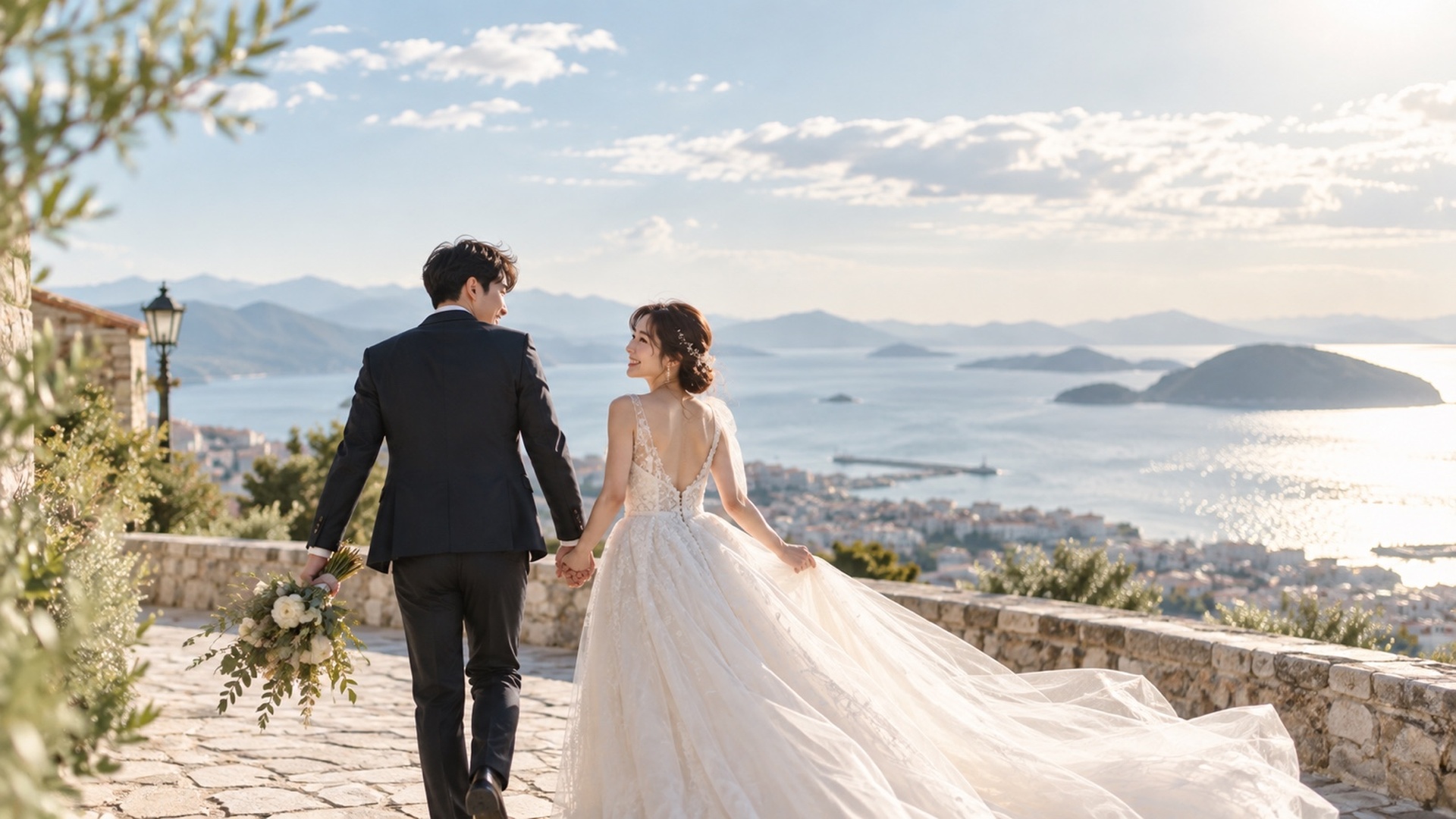 夕暮れの中で過ごす新郎新婦